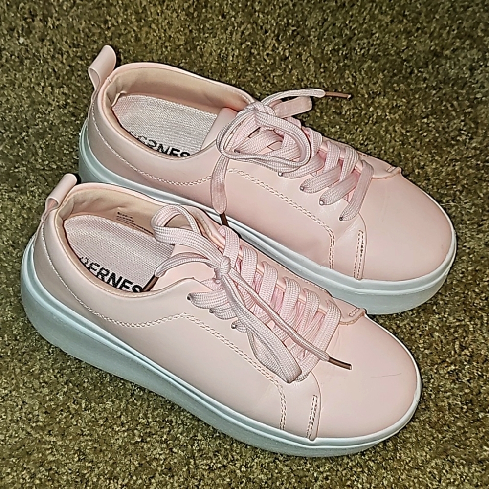 Berness Pink Platform Sneakers